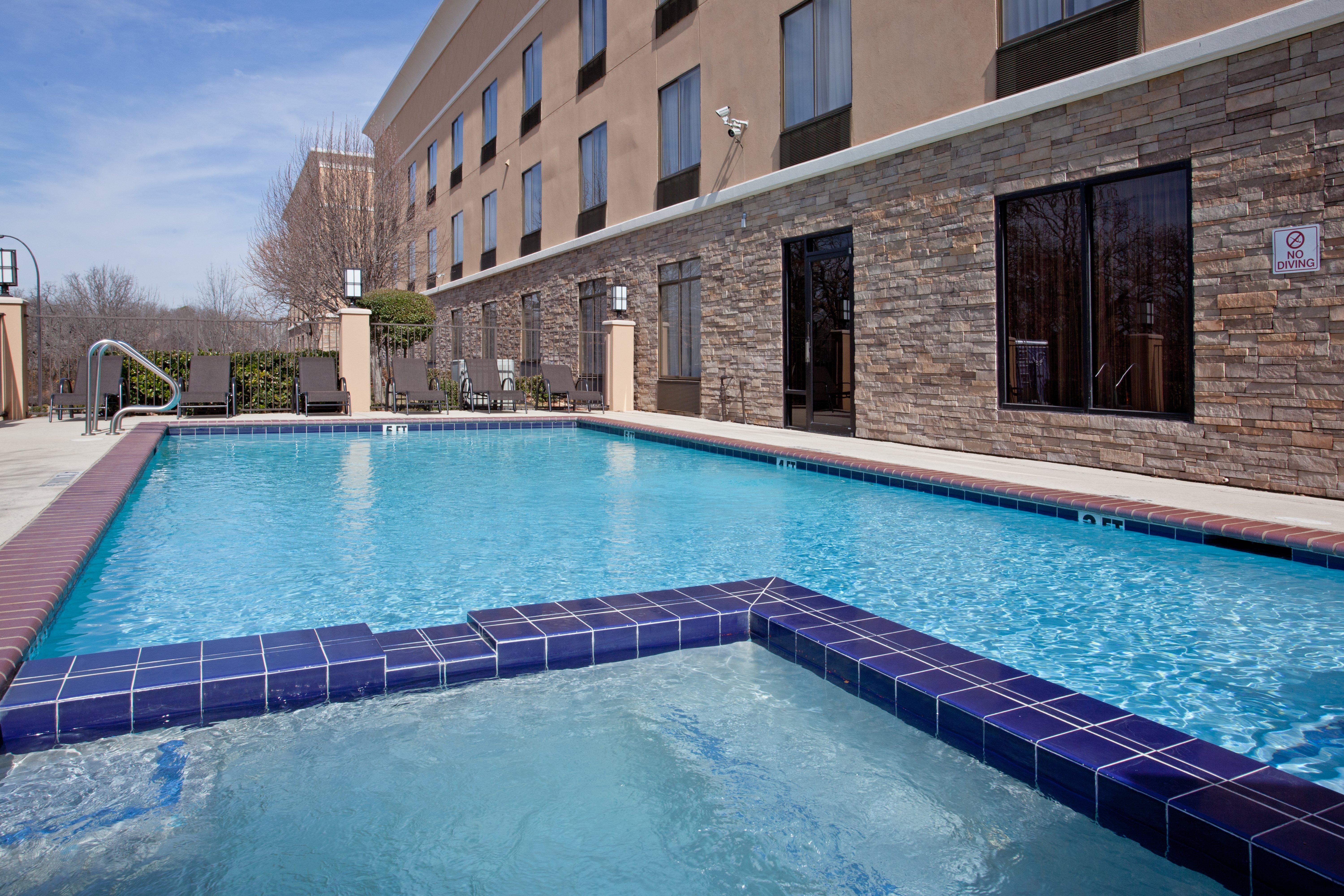 Holiday Inn Express Arlington Interstate 20 Parks Mall By Ihg Екстер'єр фото