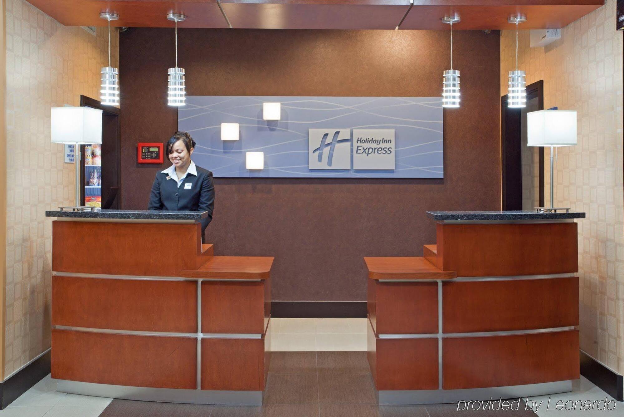Holiday Inn Express Arlington Interstate 20 Parks Mall By Ihg Екстер'єр фото