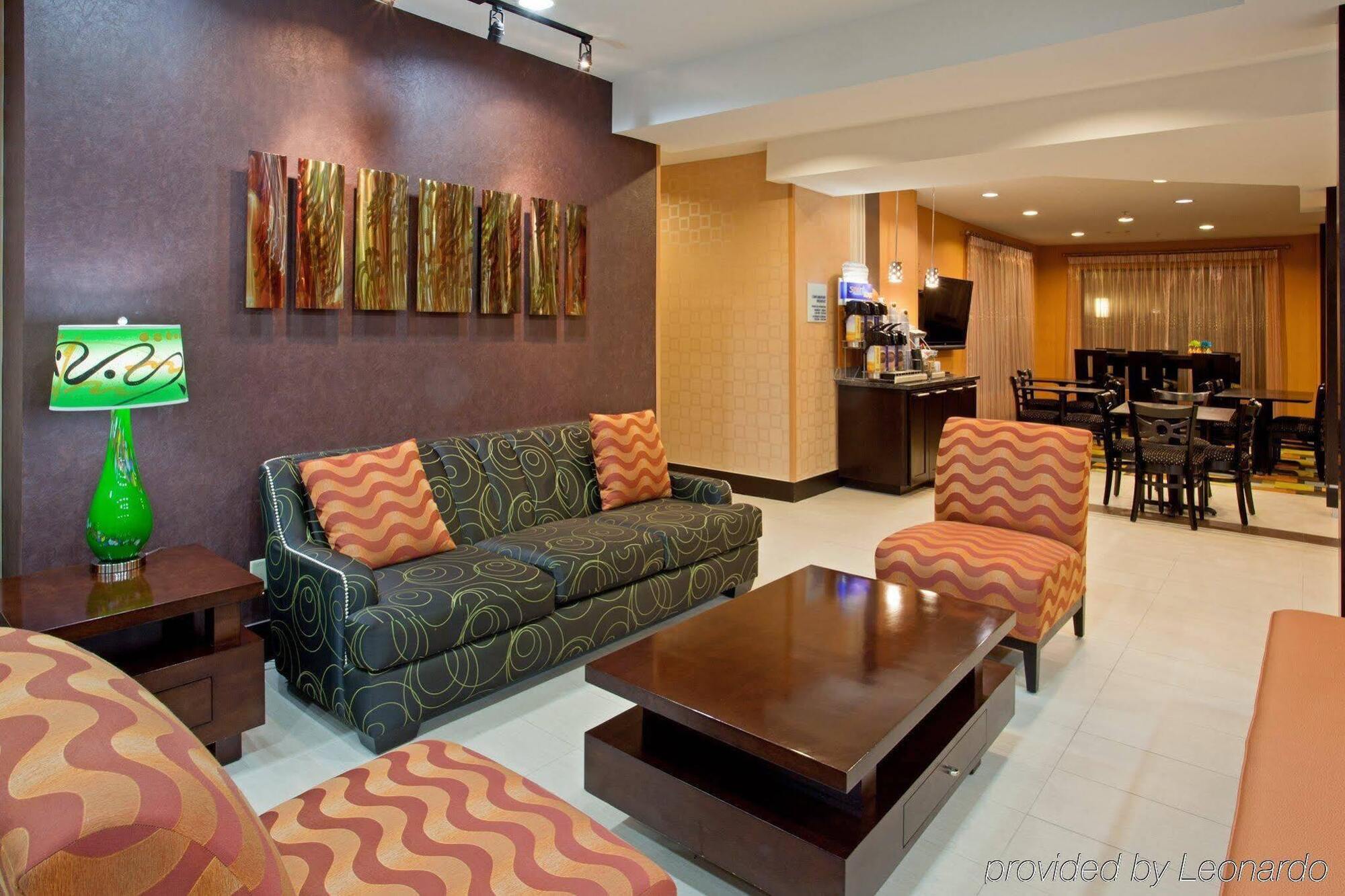 Holiday Inn Express Arlington Interstate 20 Parks Mall By Ihg Екстер'єр фото